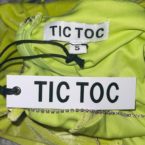 NWT TIC TOC Lime Main Attraction Velvet Mini Dress with double rhinestone straps - Picture 6 of 9